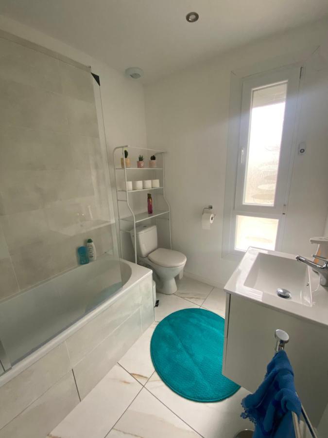 Petit Chateau Chasse-sur-Rhône Extérieur photo